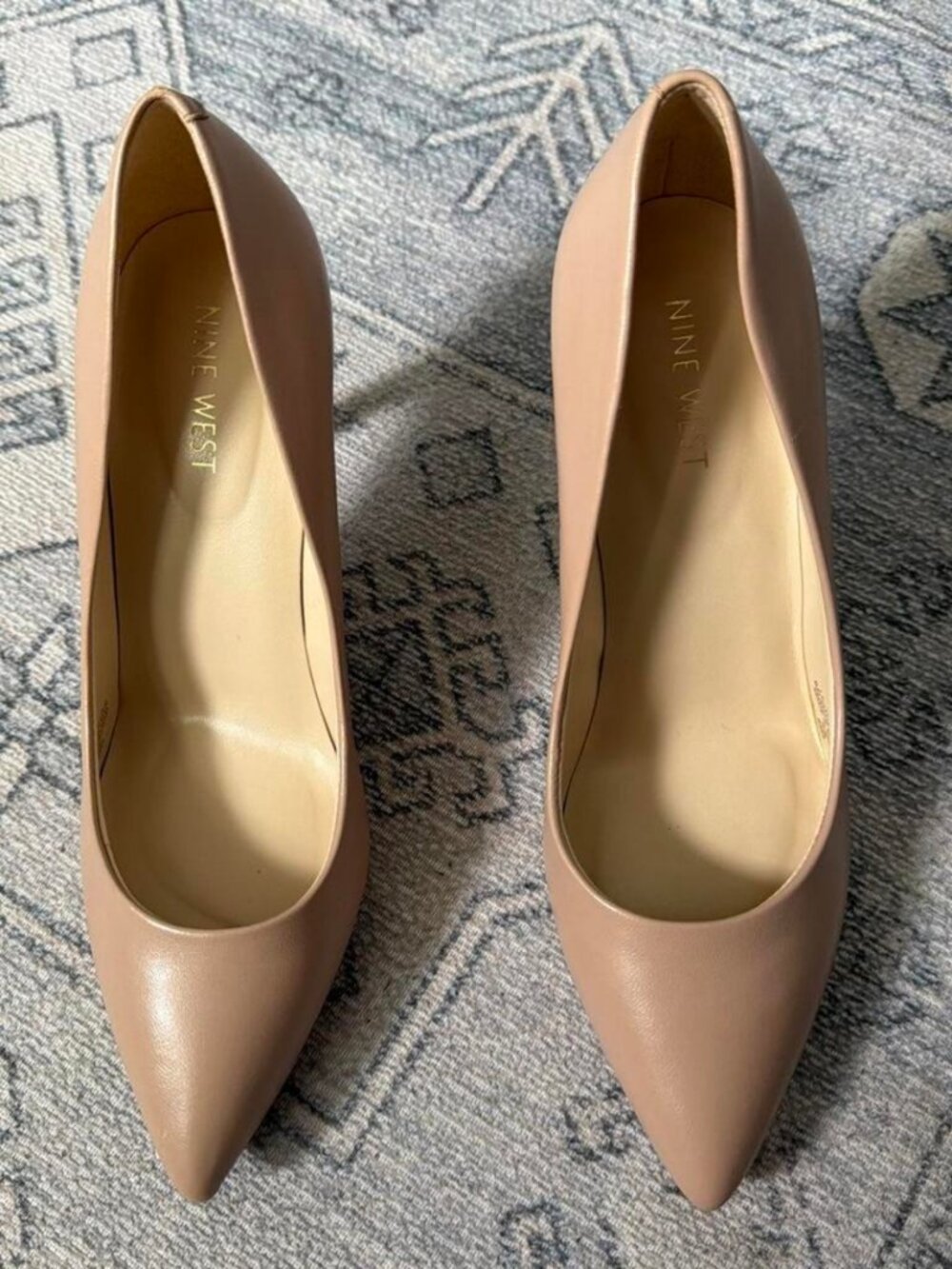 Nine West Women's Tan and Pink Courts